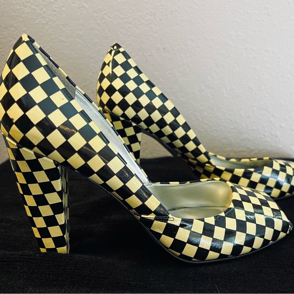 Enzo Angiolini Black and Cream Checkered Heels